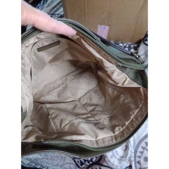 Michael Kors 38H9CZUH7L Evie Pebbled Leather Shoulder Bag Green - Picture 6 of 11